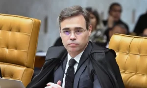 O ministro do STF André Mendonça