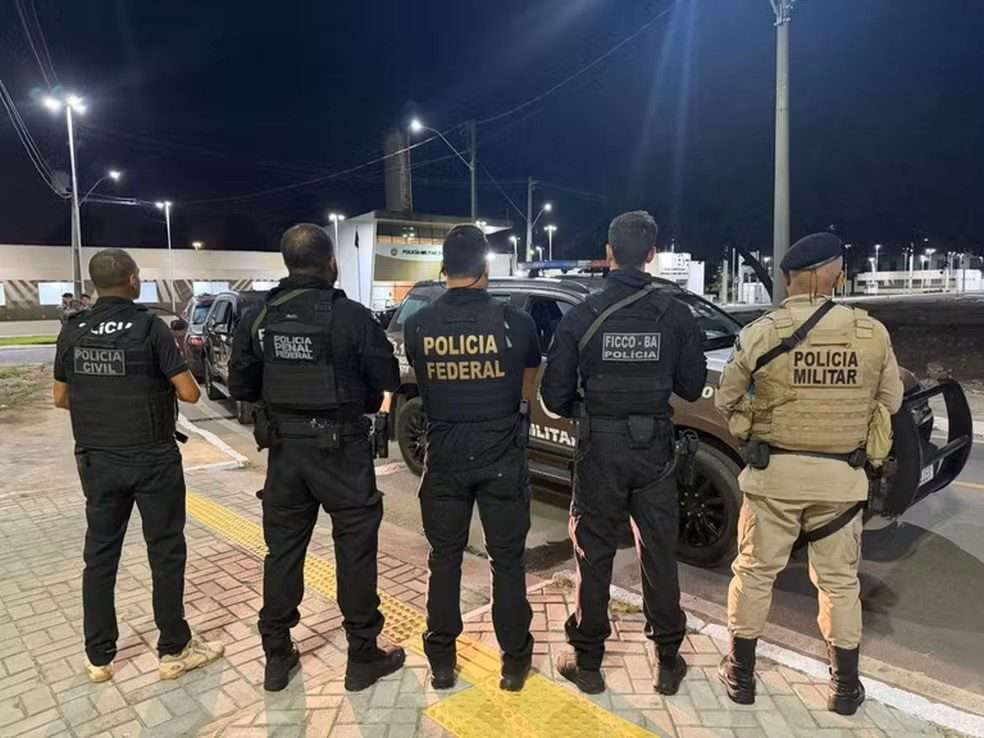 Policiais das Forças Integradas de Combate ao Crime Organizado (FICCOs)