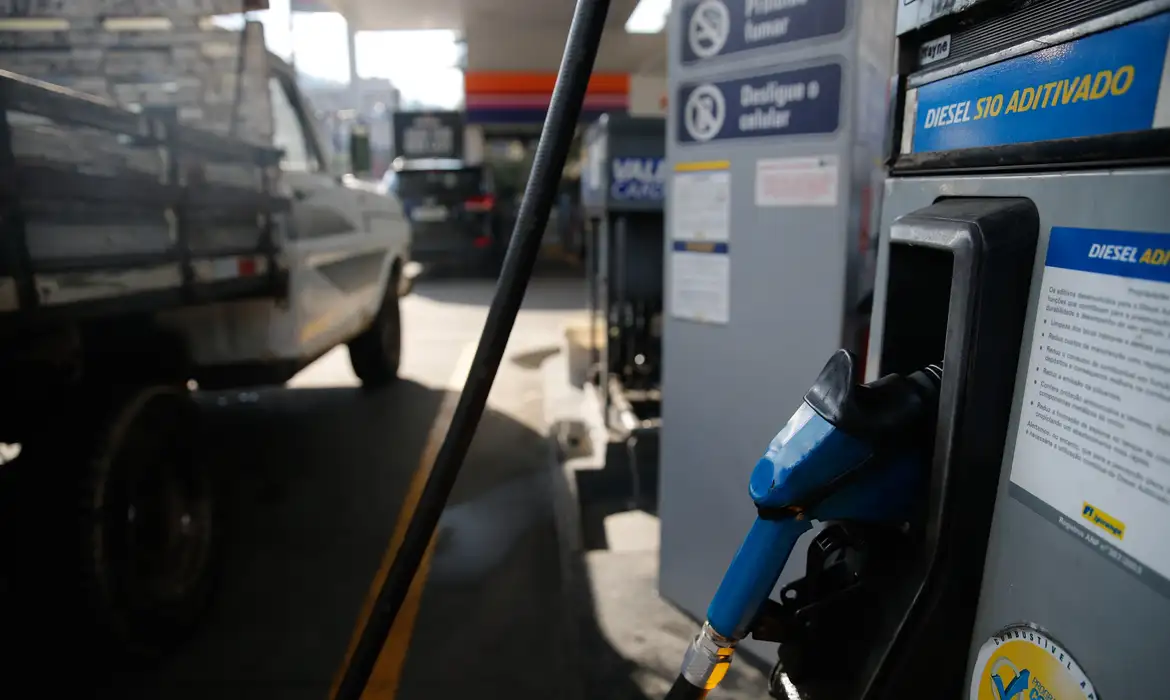 Bomba de abastecimento de diesel