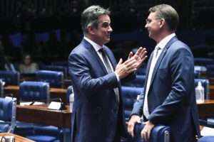 Ciro Nogueira e Flávio Bolsonaro