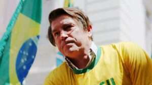 Cena do filme Dark Horse