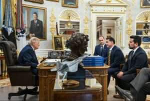 Trump posta foto com Flávio após tarifaço